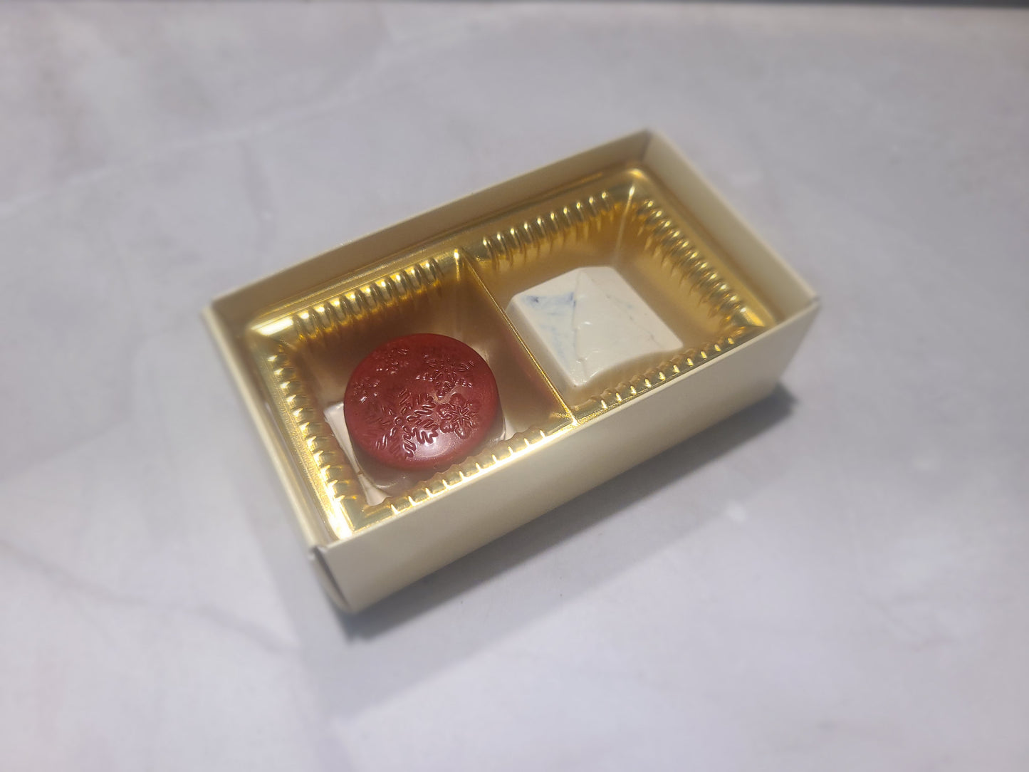 2 Piece Assorted Box